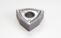 WNMG 080408-WG IC907-Double-sided trigon wiper inserts for high surface finish at high feed turning (0.3 to 0.6 mm/rev). Three to five times better surface finish compared to standard turning inserts at the same feeds.